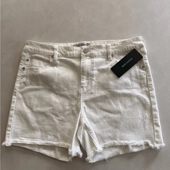 NWT Liverpool White Jean Shorts - Picture 1 of 9